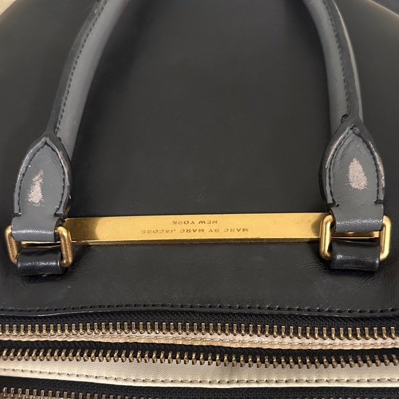 Marc By Marc Jacobs Black and Cream Satchel - Picture 6 of 6
